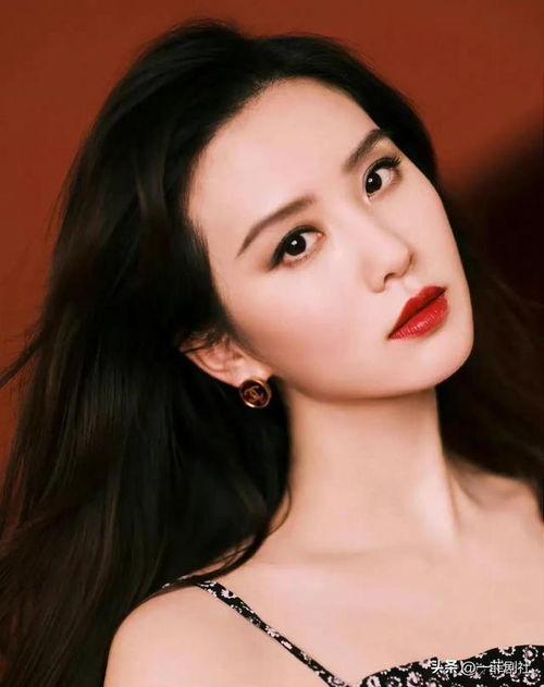 娱乐圈吃瓜中国女明星,揭秘中国女明星的吃瓜盛宴